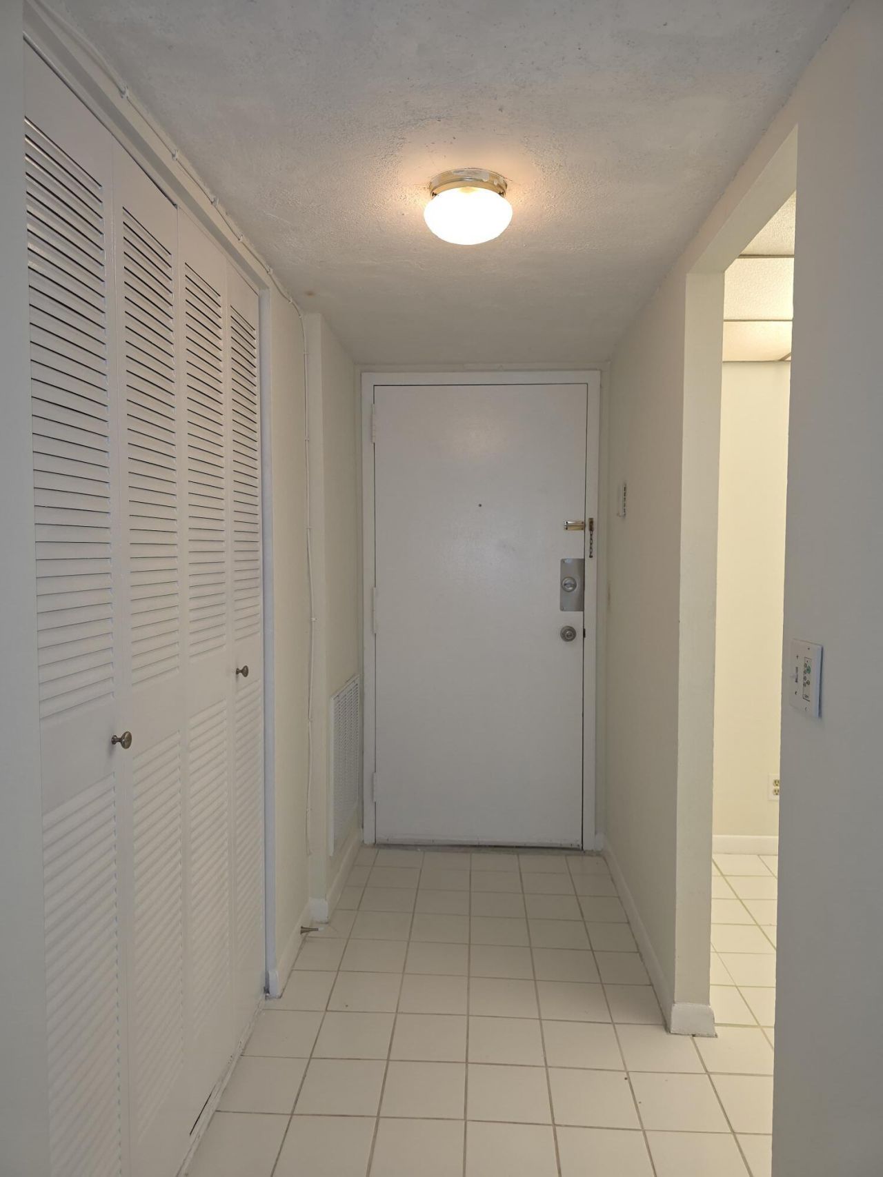 470 Executive Center Drive, Unit 2k, West Palm Beach, FL 33401 Photo