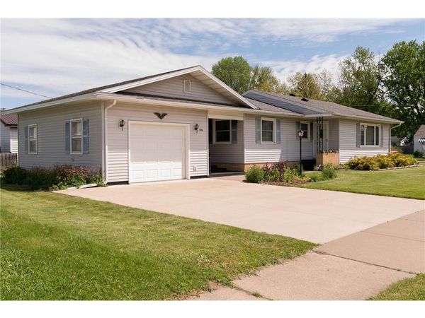 374 W Vine Street, Mondovi, WI 54755