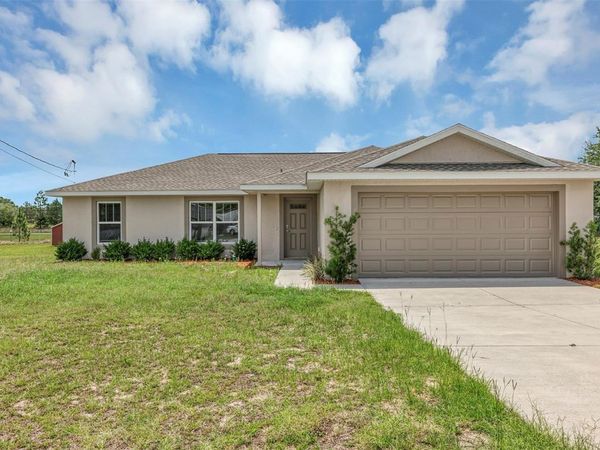 17 CEDAR TREE RUN , OCALA, FL 34472