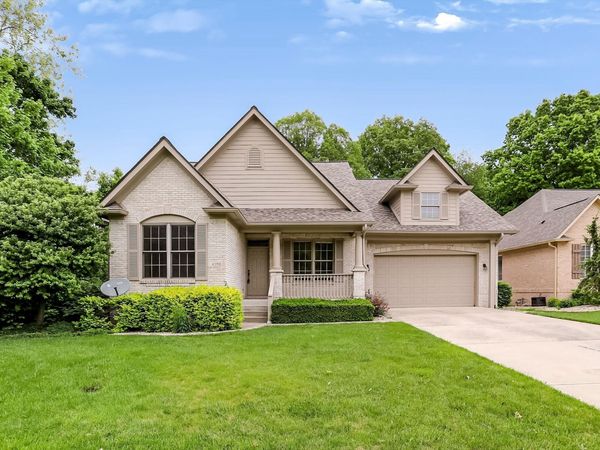4380 Nottinghill Drive, Avon, IN 46123