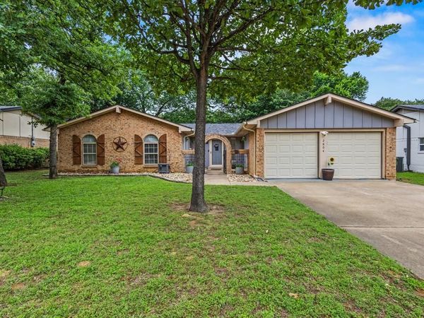 2804 Mintwood Place, Arlington, TX 76016