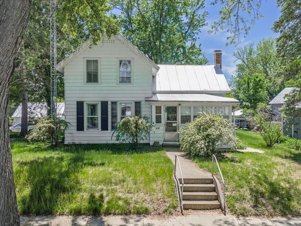 426 4th Street, Baraboo, WI 53913