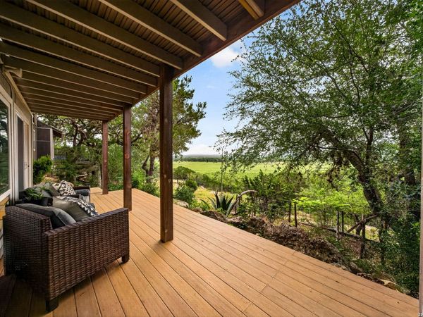 776 Grandview Circle, Bandera, TX 78003