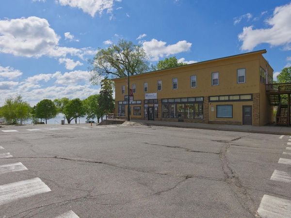 121 Main Avenue W, Winsted, MN 55395