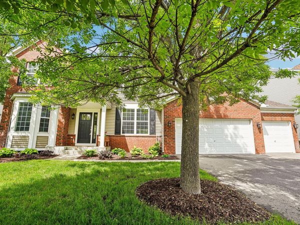 2908 Hilltop Drive, Chaska, MN 55318