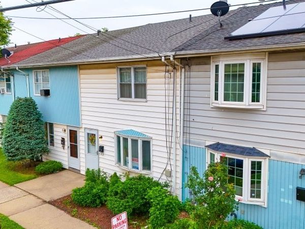 407 Market St, Perth Amboy, NJ 08861