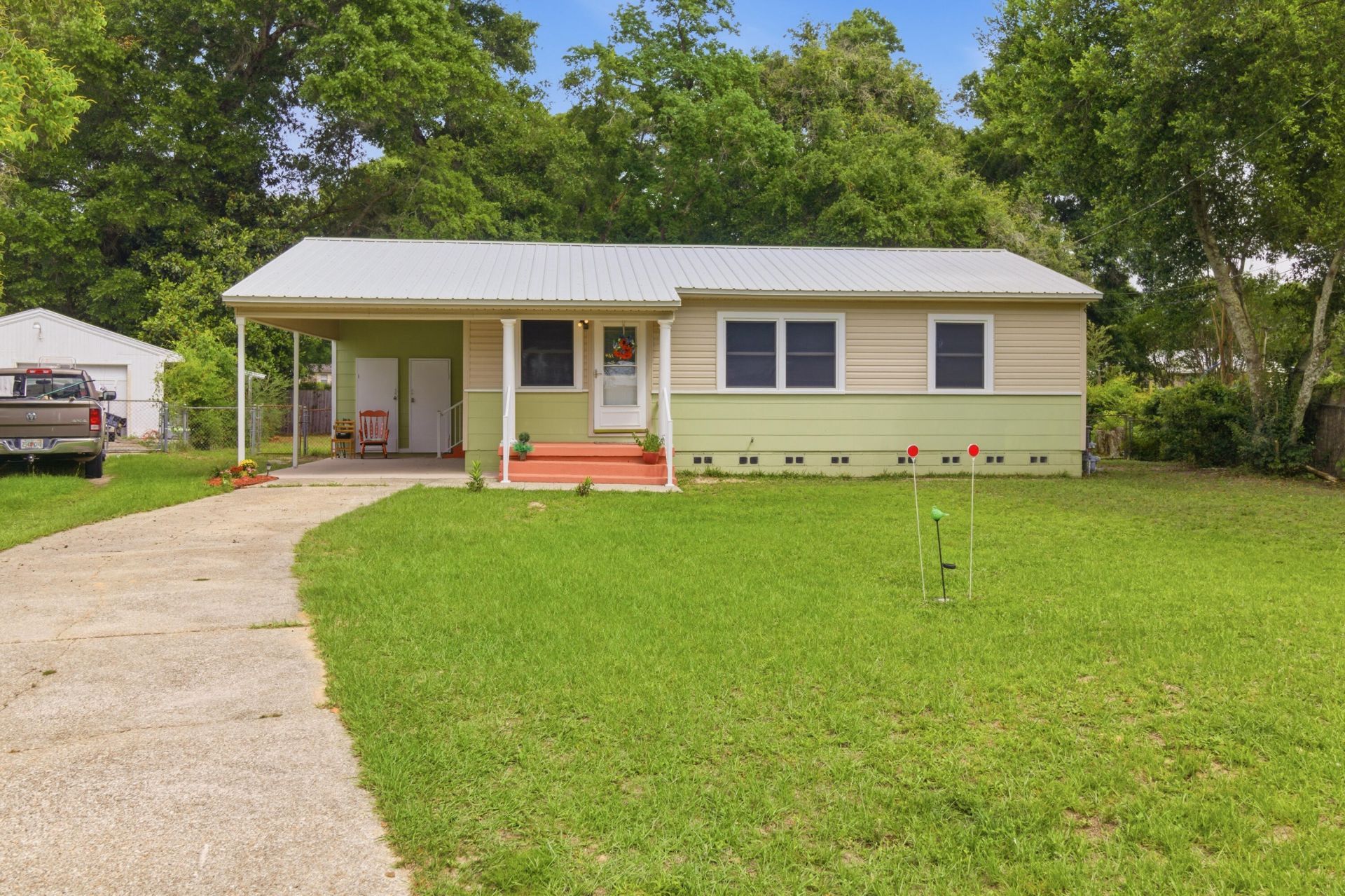 6710 Malvern Street, Pensacola, FL 32506 Main Photo