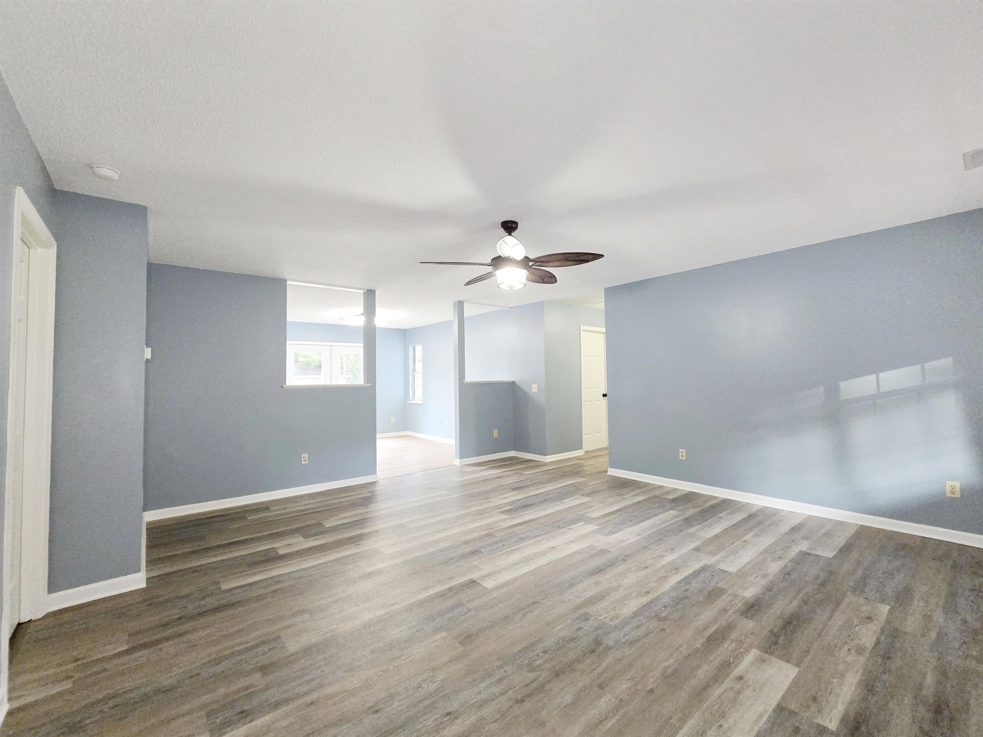 1208 Elm St.  Photo 11