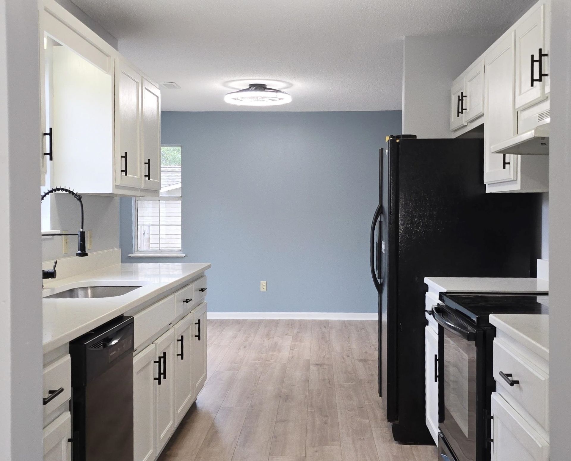 1208 Elm St.  Photo 22