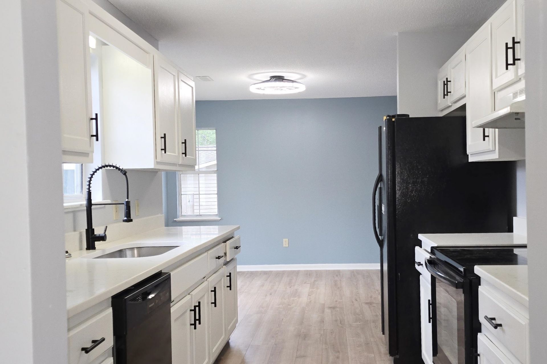 1208 Elm St.  Photo 23