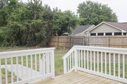 1208 Elm St.  photo 4