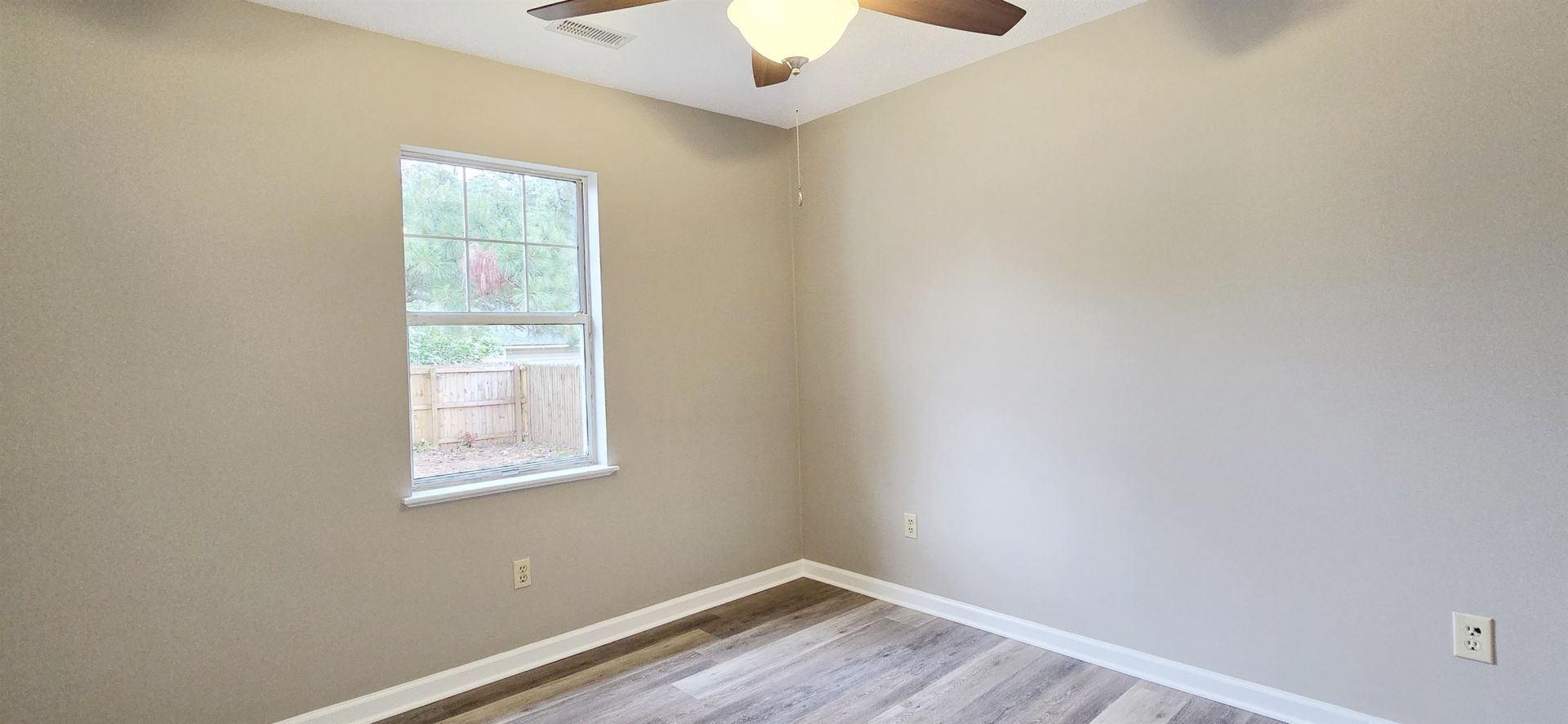 1208 Elm St.  Photo 41