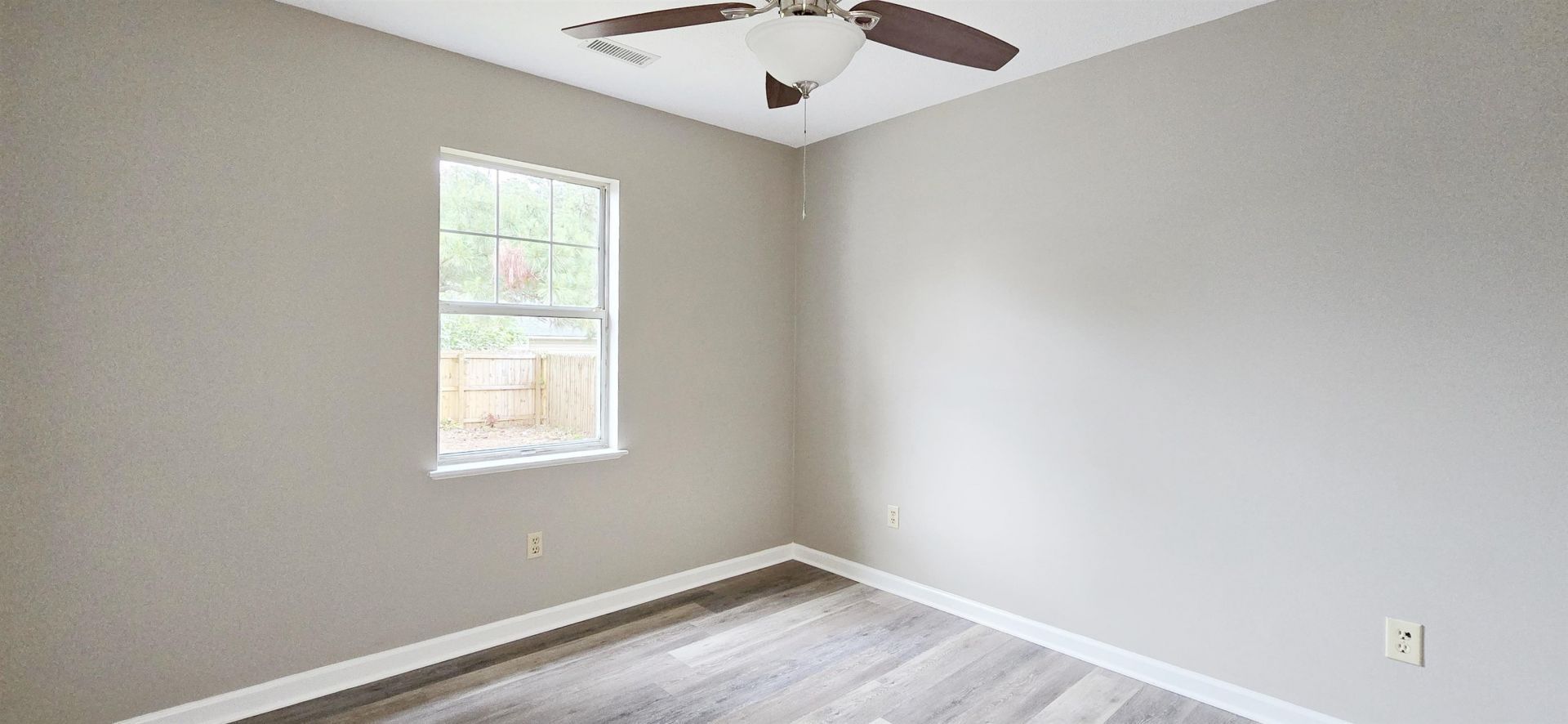 1208 Elm St.  Photo 42