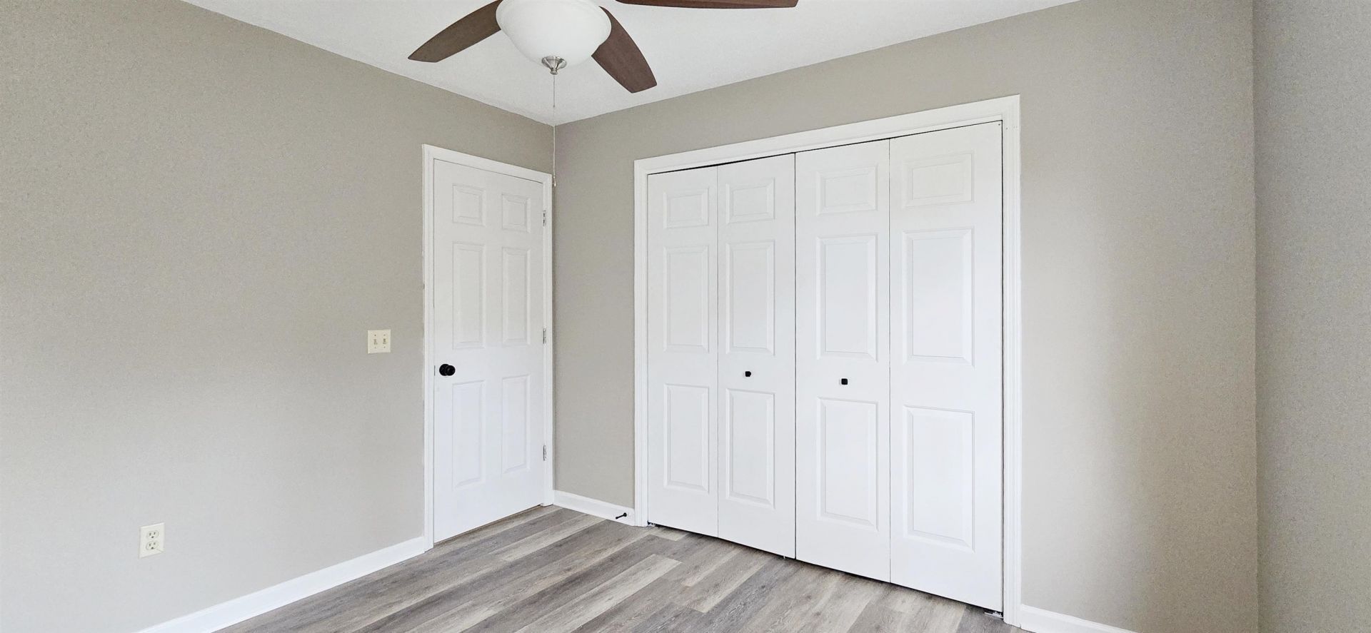 1208 Elm St.  Photo 44