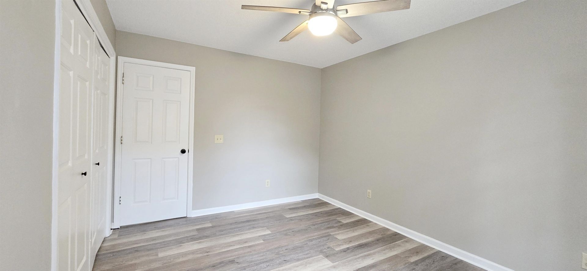 1208 Elm St.  Photo 48