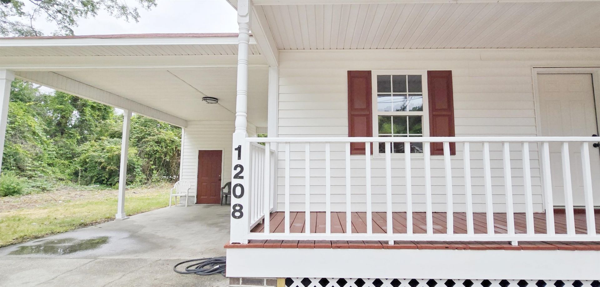 1208 Elm St.  Photo 5