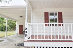 1208 Elm St.  photo 4