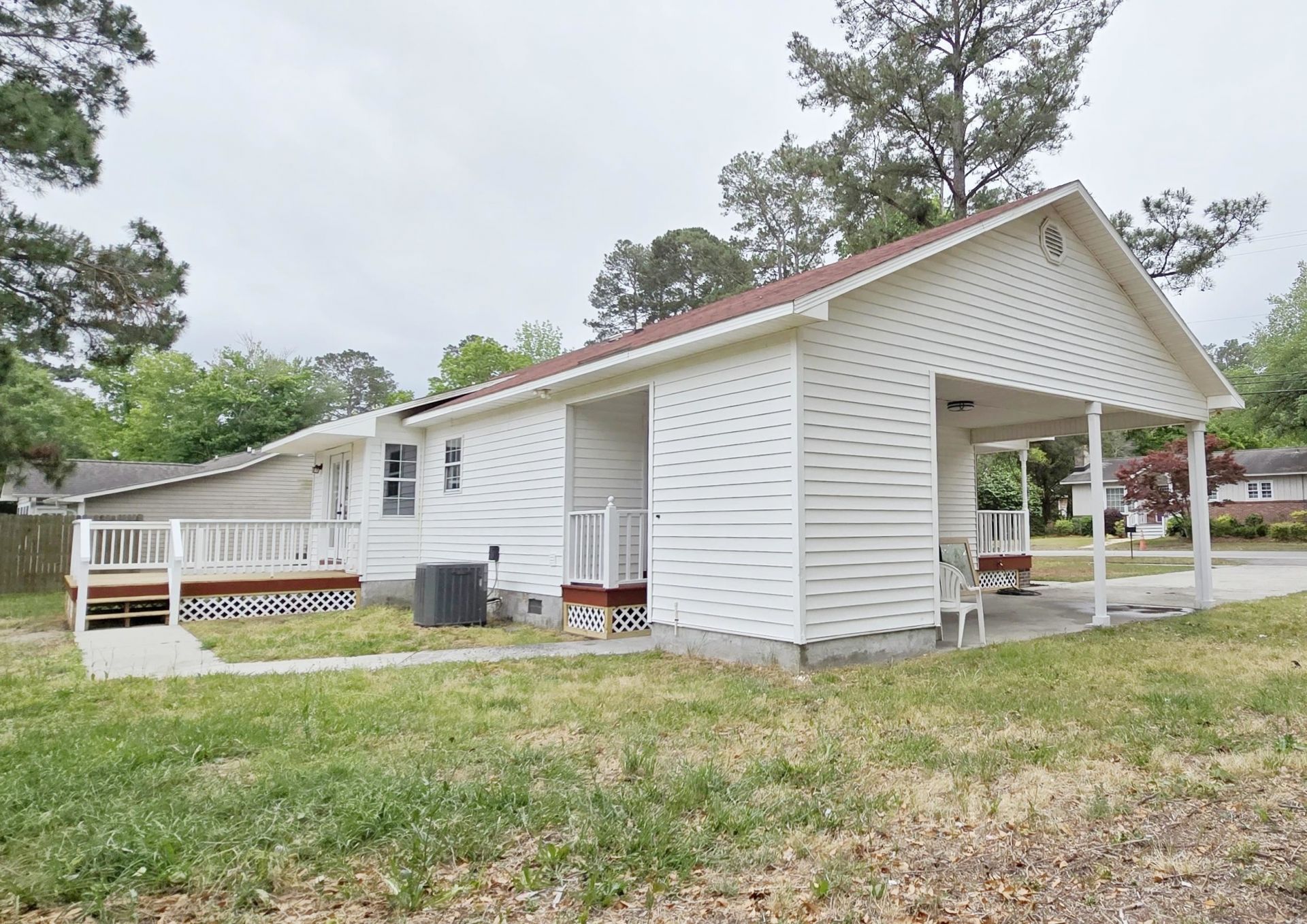 1208 Elm St.  Photo 8