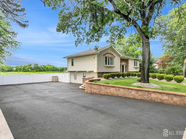 154 Devoe Avenue, Spotswood, NJ 08884
