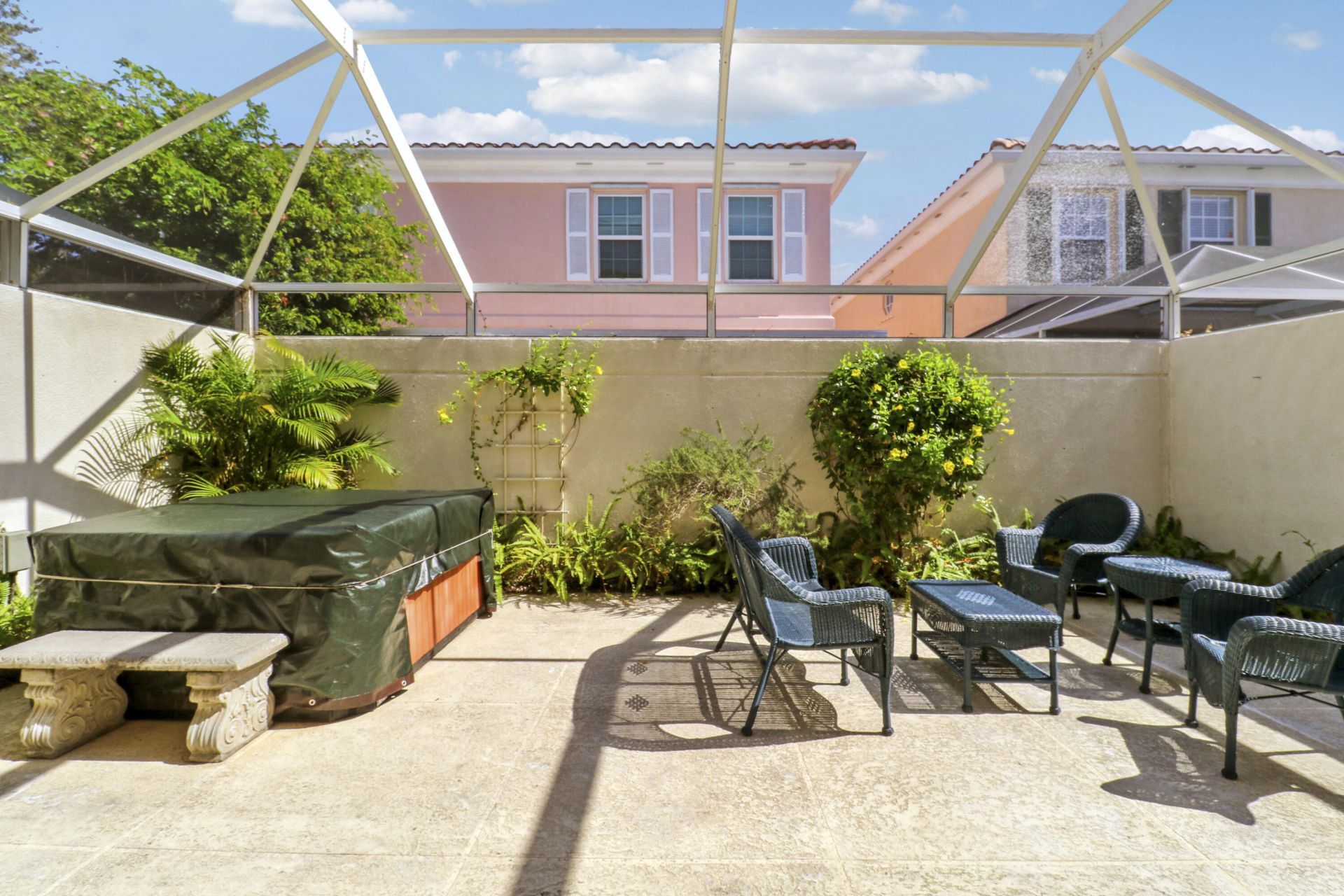 77 Laurel Oaks Circle, Tequesta, FL 33469 Photo