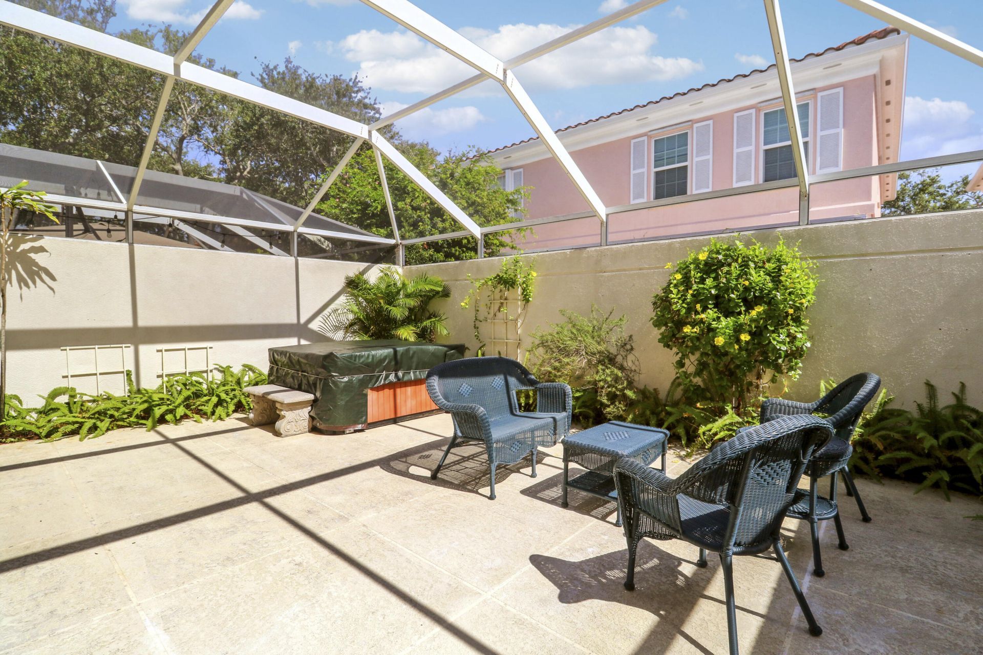 77 Laurel Oaks Circle, Tequesta, FL 33469 Photo