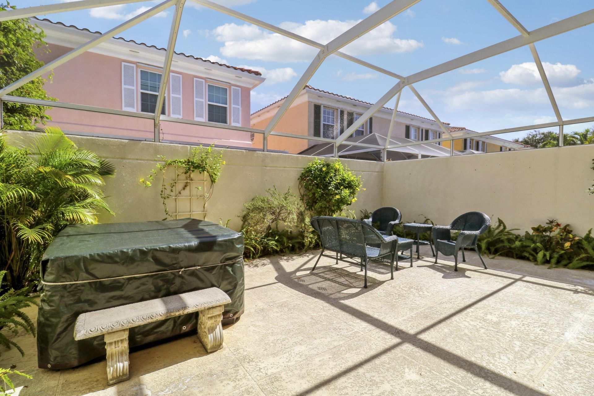77 Laurel Oaks Circle, Tequesta, FL 33469 Photo