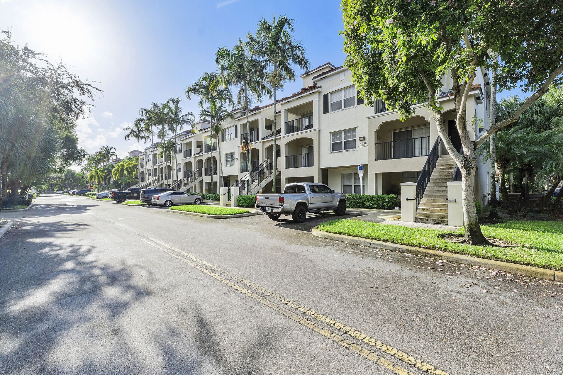 5980 W Sample Road, Unit 104, Coral Springs, FL 33063 Photo