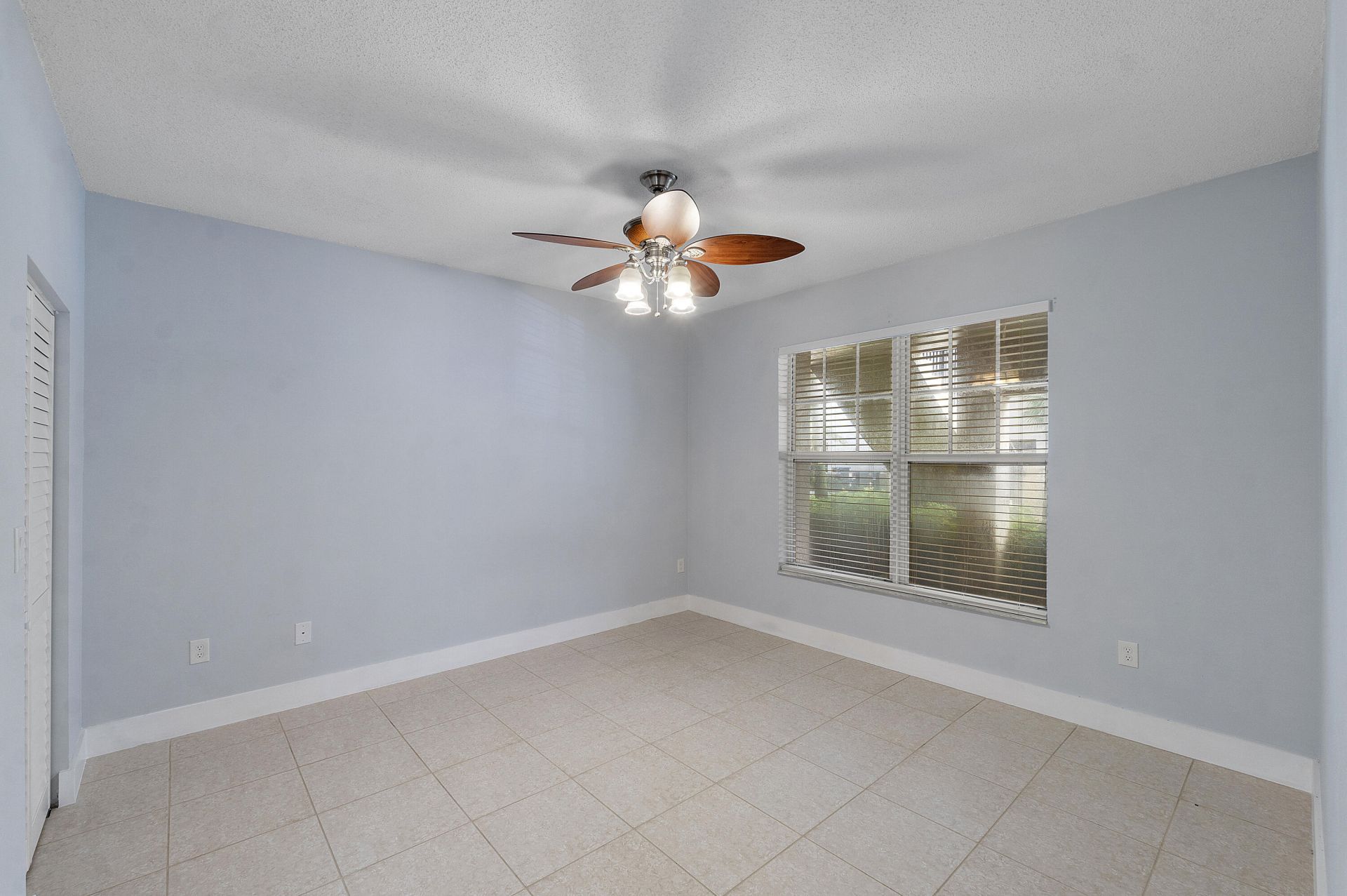 5980 W Sample Road, Unit 104, Coral Springs, FL 33063 Photo
