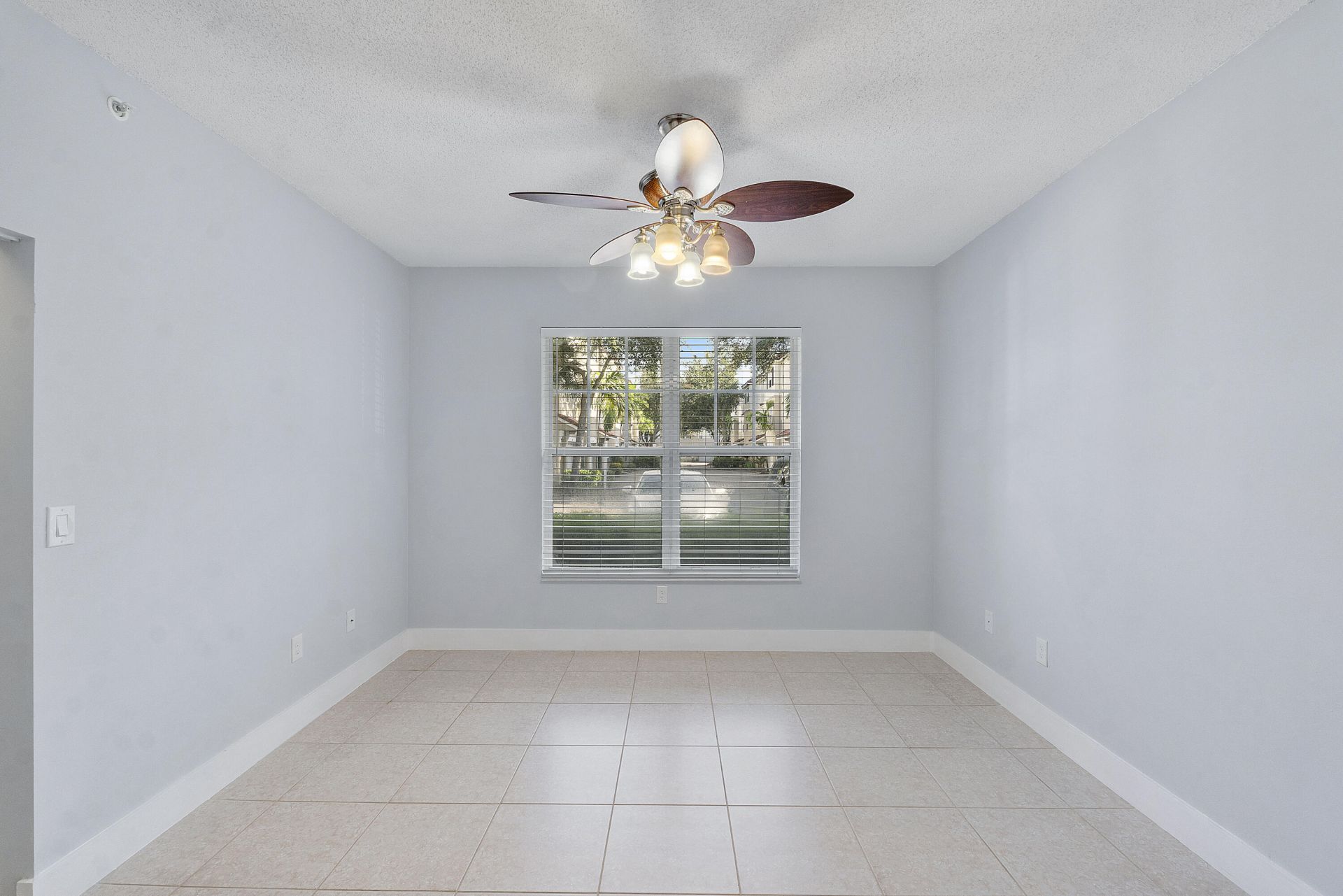 5980 W Sample Road, Unit 104, Coral Springs, FL 33063 Photo