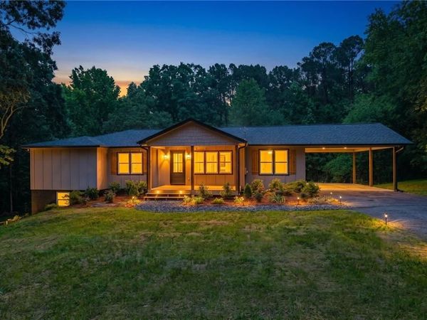 177 Weaver Circle , Canton, GA 30115