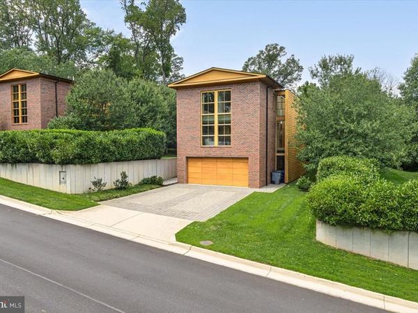 2500 BUCKELEW DRIVE, FALLS CHURCH, VA 22046