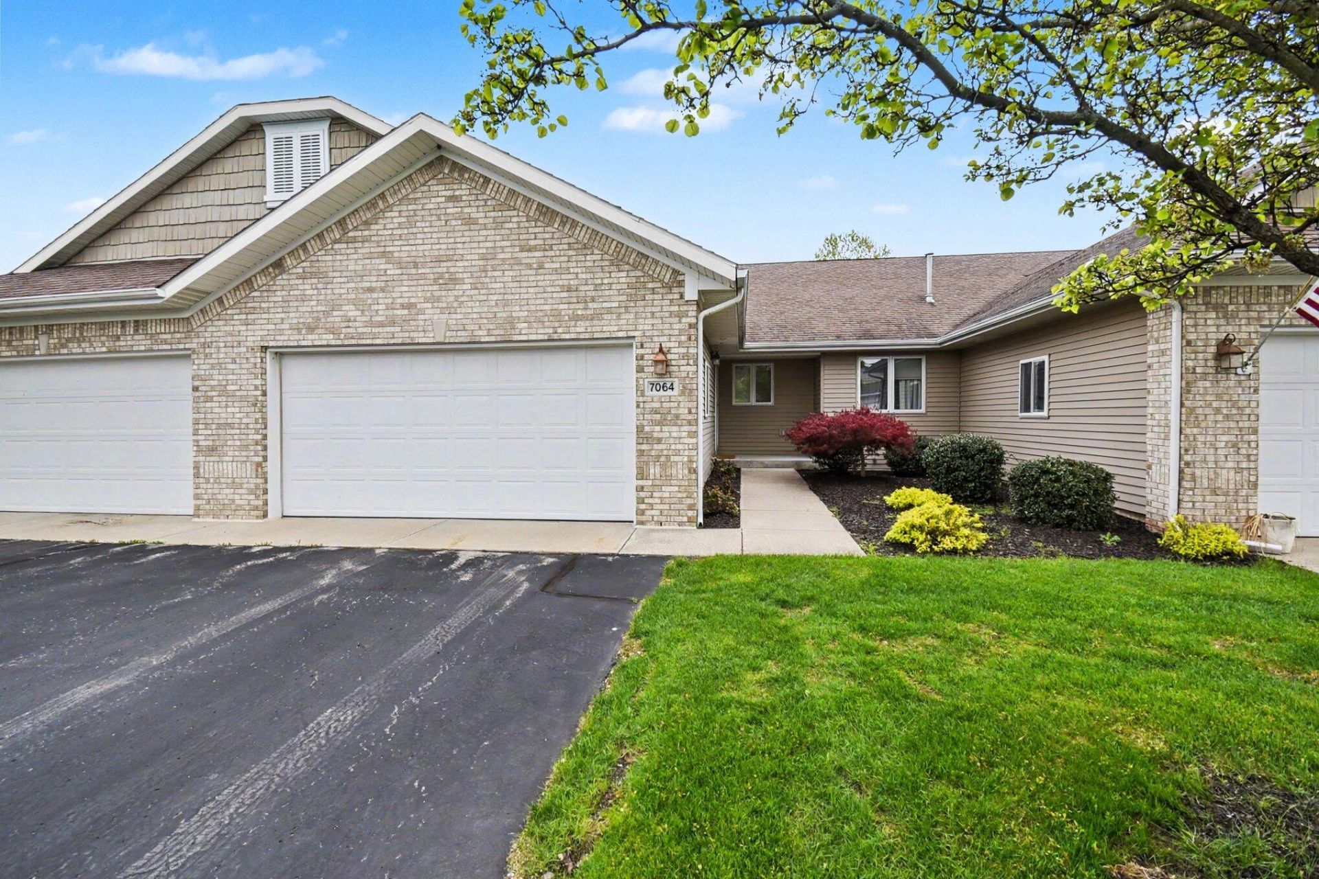7064 Baltic Drive Sw, Byron Center, MI 49315 Main Photo