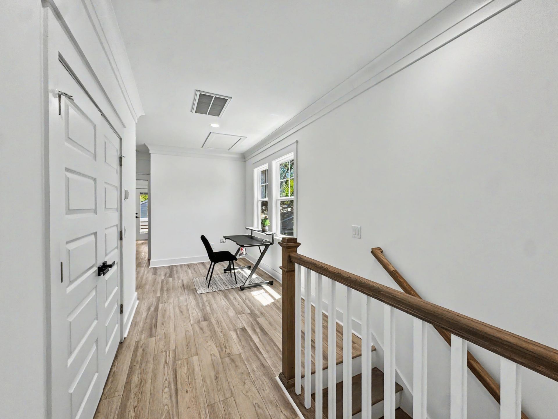 1903 Emden Street Photo 15
