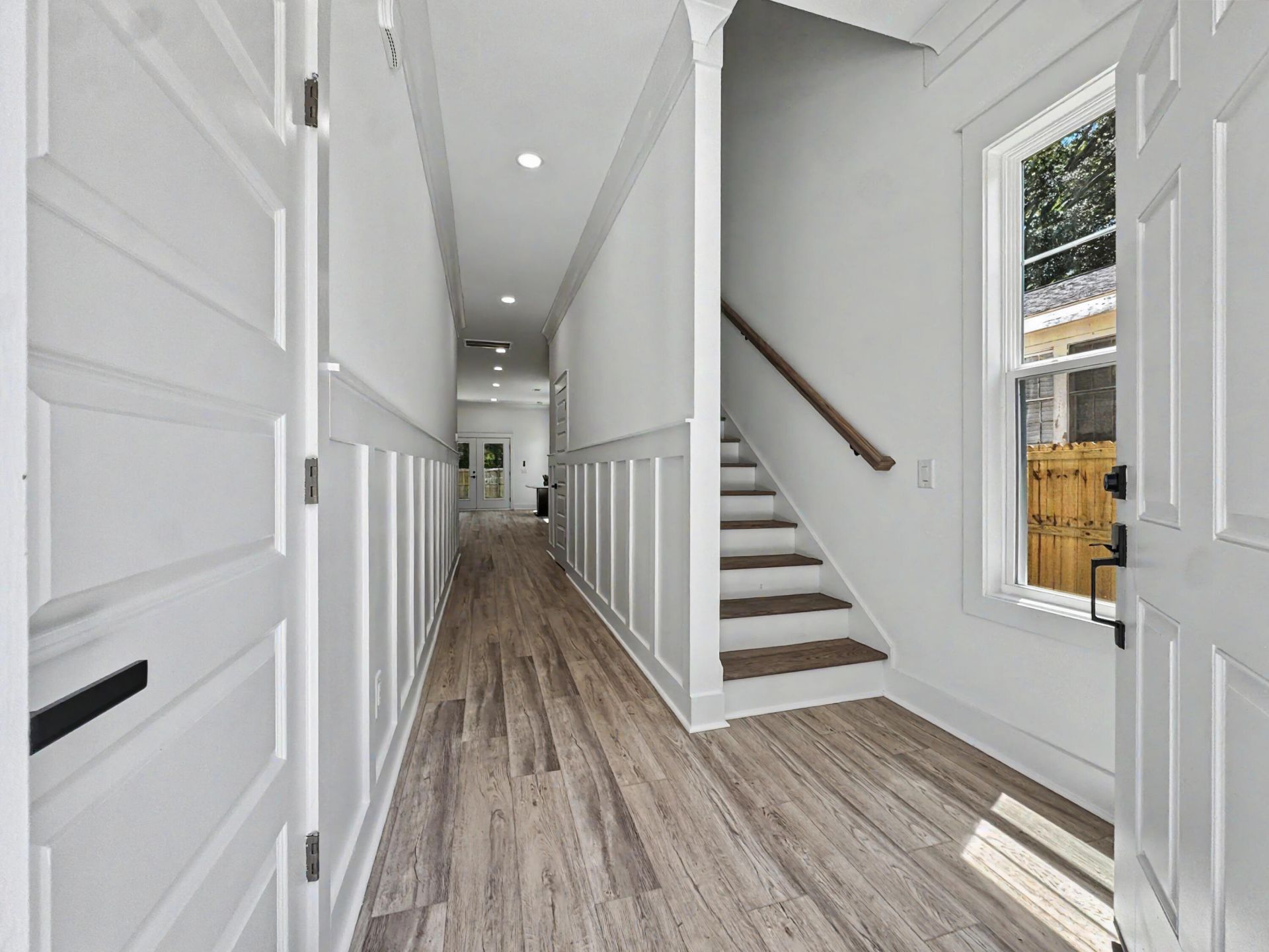 1903 Emden Street Photo 16