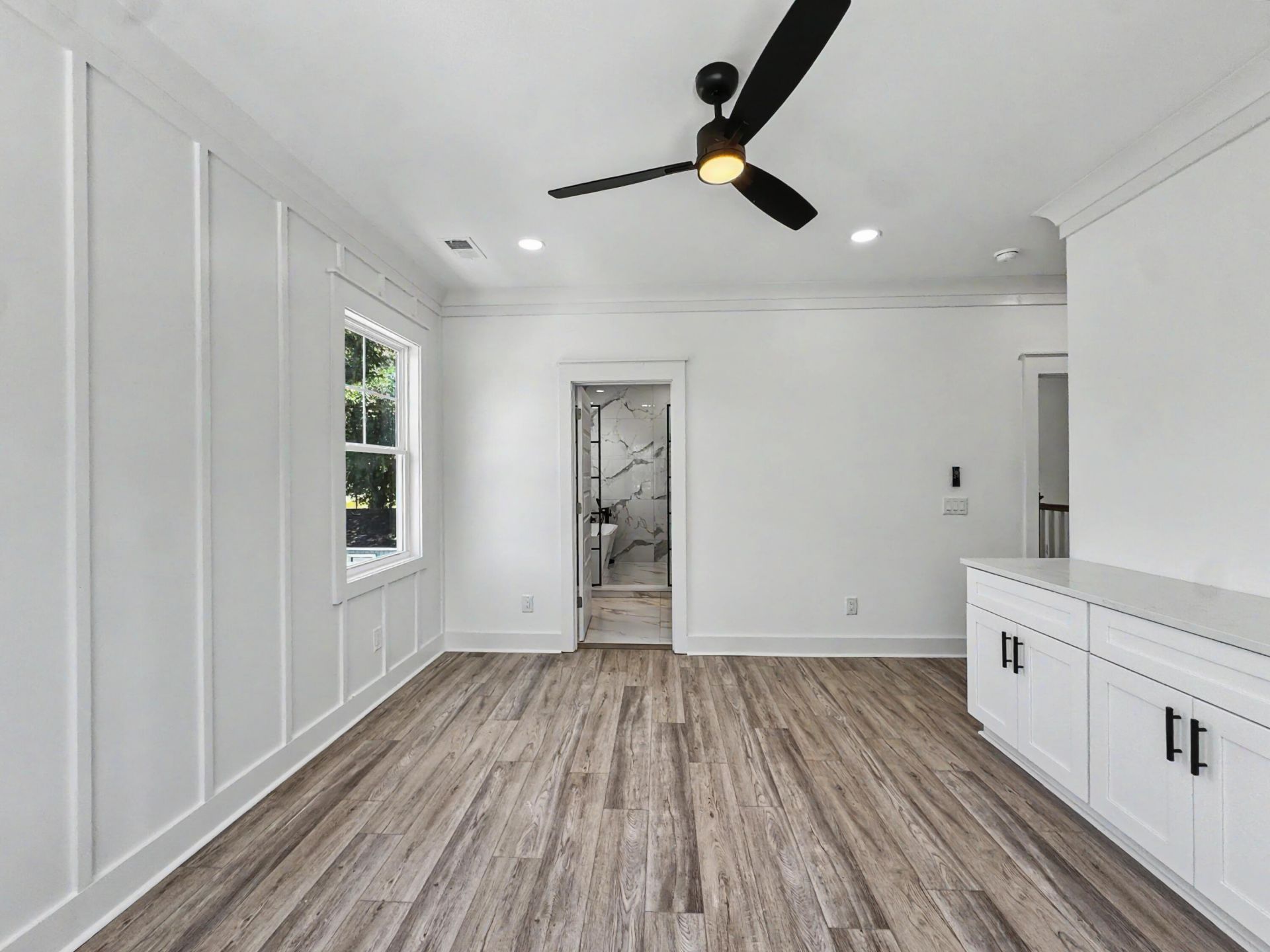 1903 Emden Street Photo 22