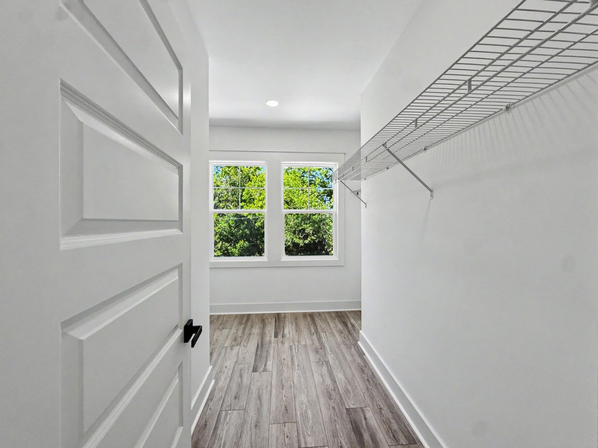 1903 Emden Street Photo 27