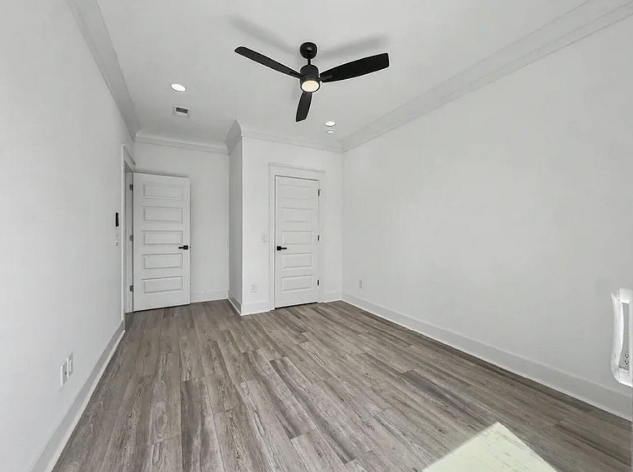 1903 Emden Street Photo 37