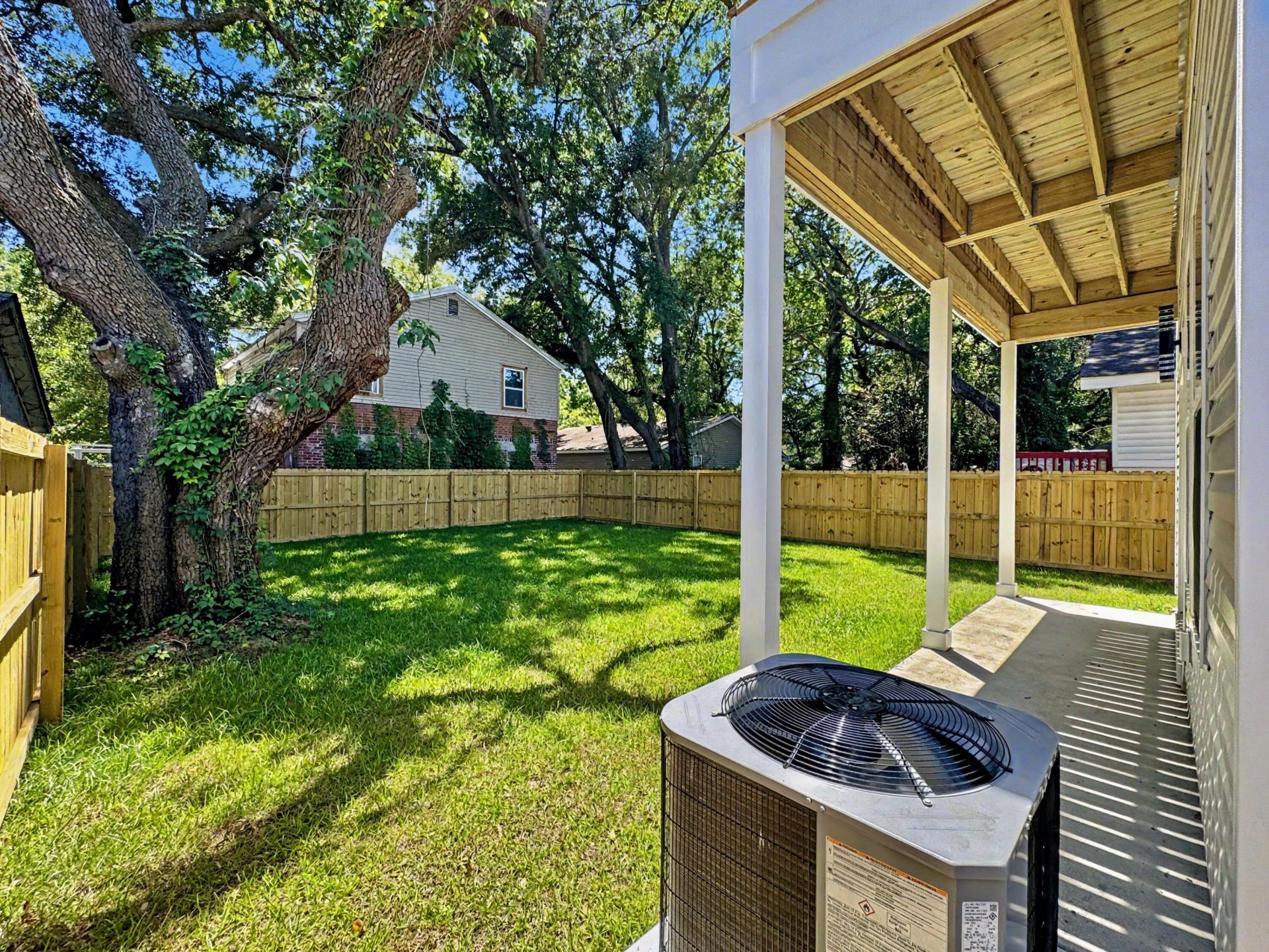 1903 Emden Street Photo 43