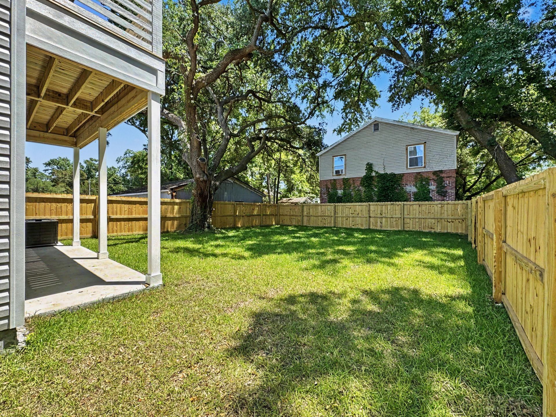 1903 Emden Street Photo 44