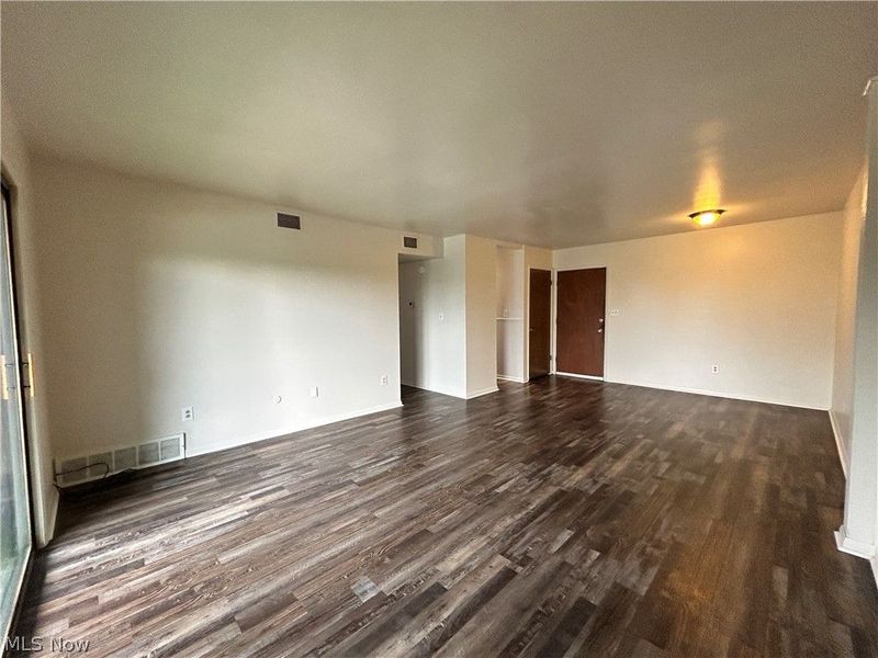 4313 Earl Drive, Unit B7, Steubenville, OH 43953 Photo 3