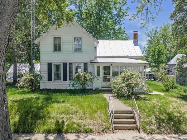 426 4th Street, Baraboo, WI 53913