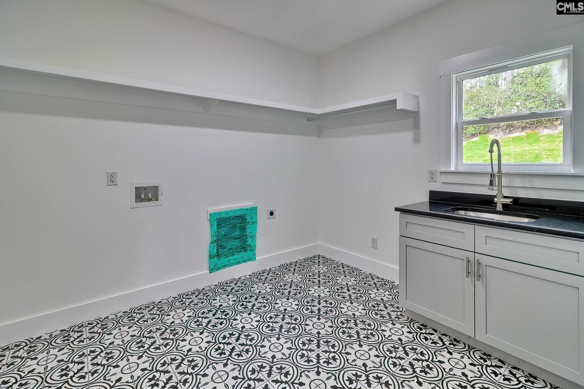 125 Laurel Hill Drive  Photo 10