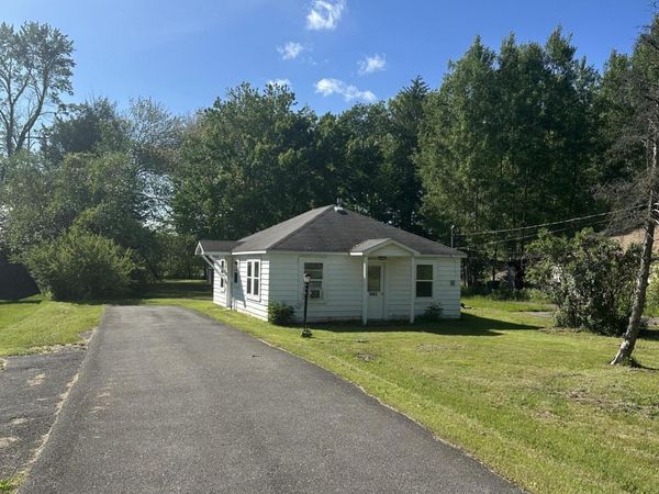 6963 Fuller Station Road, Schenectady, NY 12303