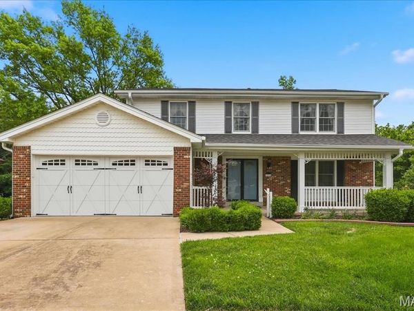 12268 Spring Place Court, Maryland Heights, MO 63043
