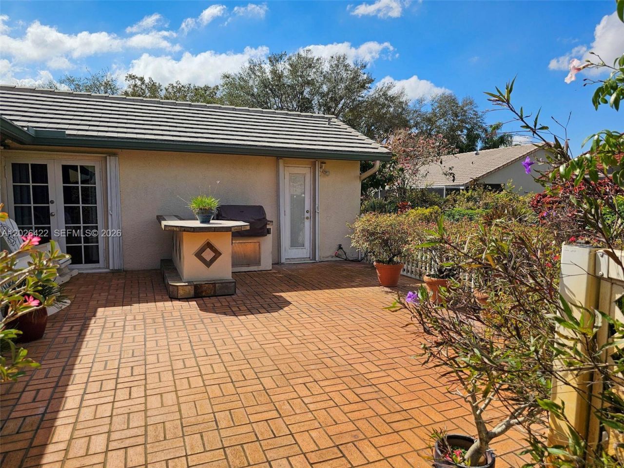 2350 NW 95th Ave, Coral Springs, FL 33065 Photo
