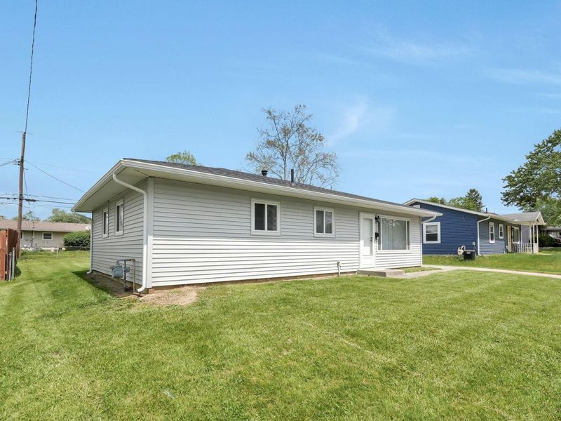 7266 Sabre Avenue, Reynoldsburg, OH 43068 Photo 2