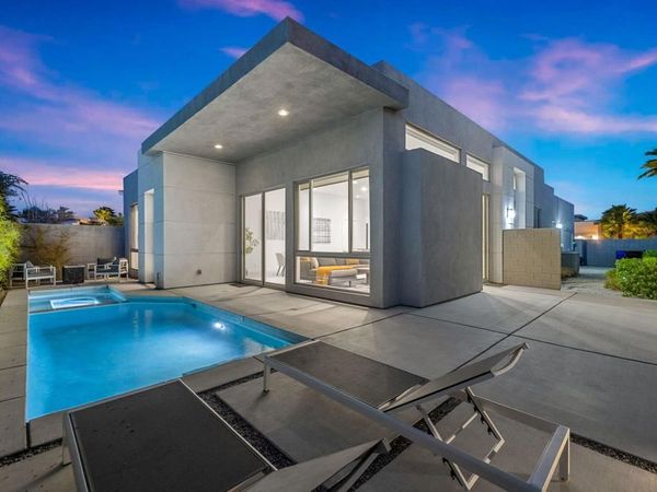 4251 Amber Lane, Palm Springs, CA 92262