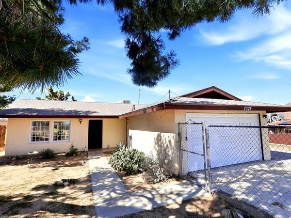 7526 Apache Trail, Yucca Valley, CA 92284