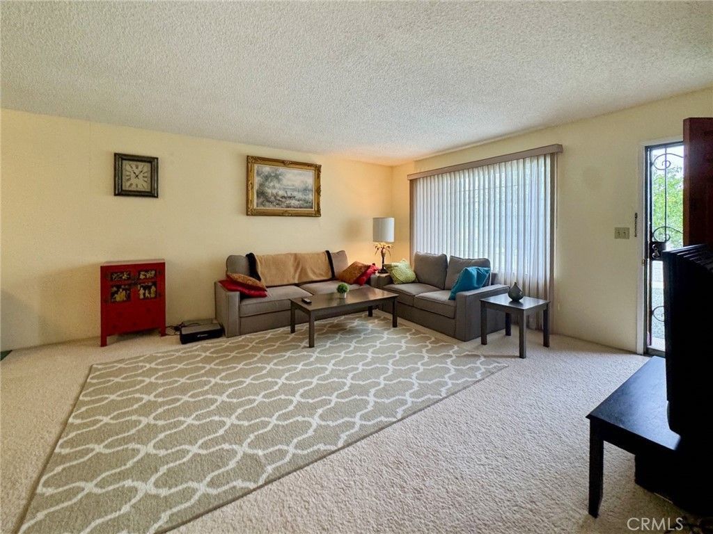 890 Costo Lane, Hemet, CA 92543 Main Photo