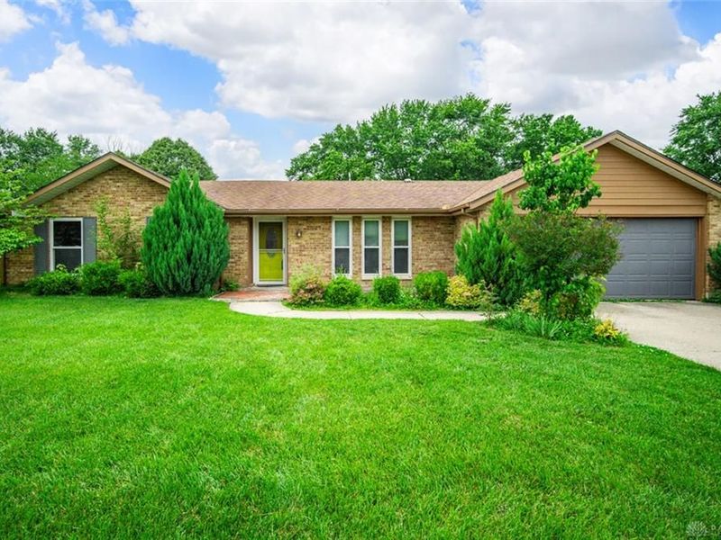 1601 George Washington Drive, Beavercreek, OH 45432 Photo 2